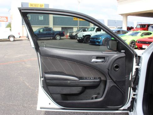 Used 2023 Dodge Charger R/T w/ Blacktop Package RWD image 21