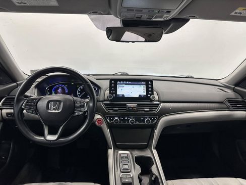 Used 2020 Honda Accord Touring image 23