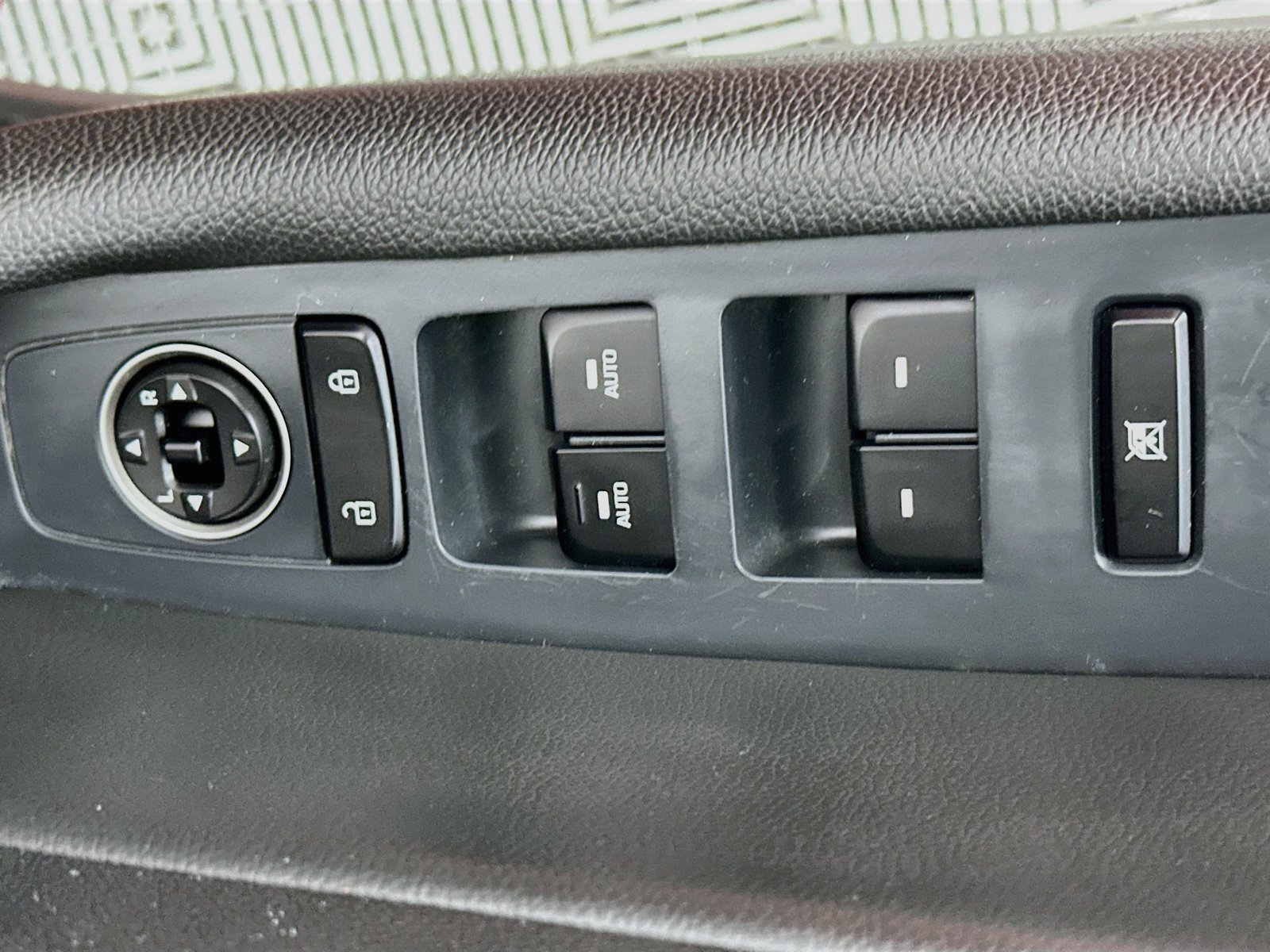 Used 2018 Hyundai Sonata Sport FWD image 18