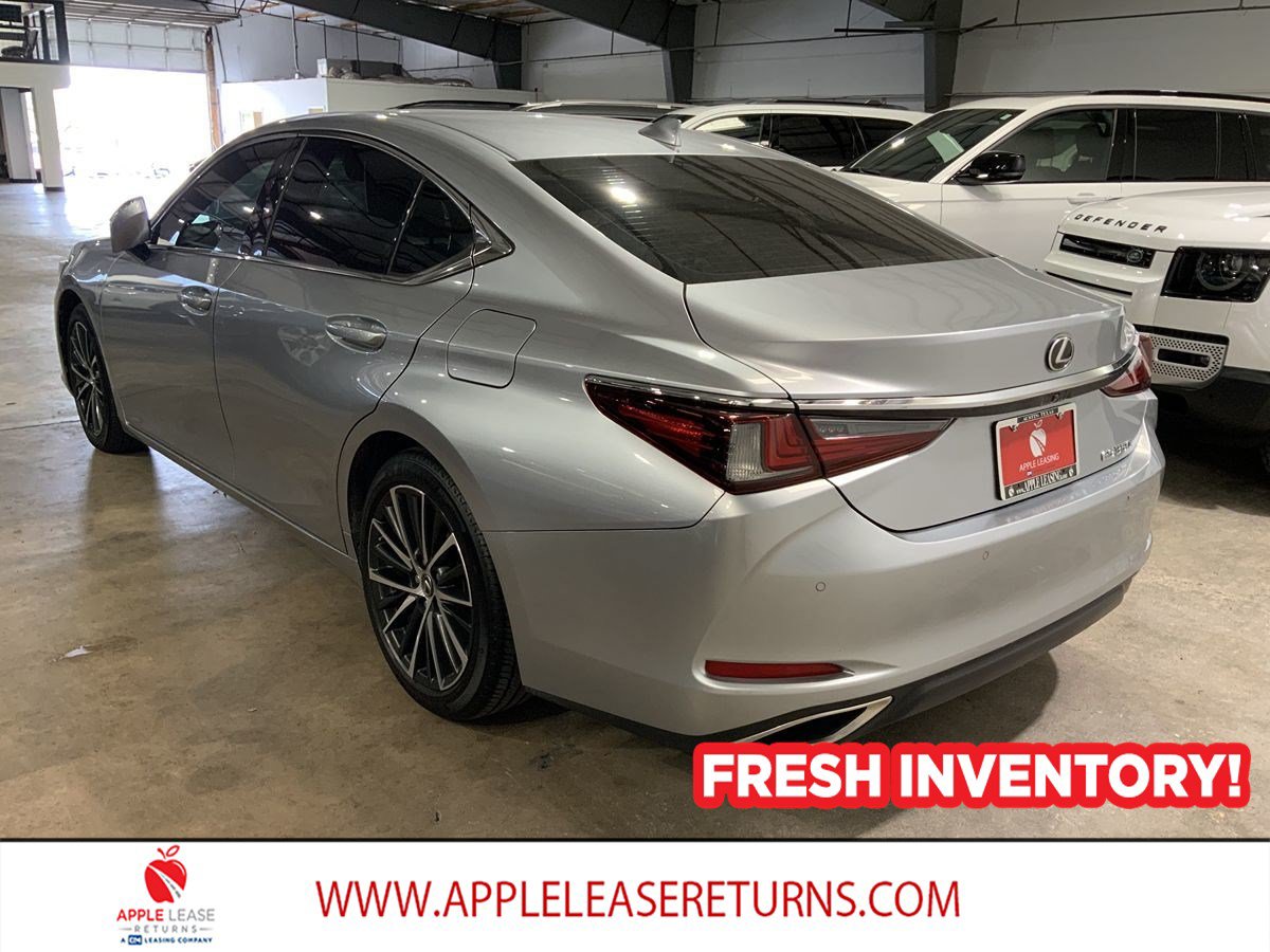 Used 2022 Lexus ES 350 w/ Premium Package FWD image 3