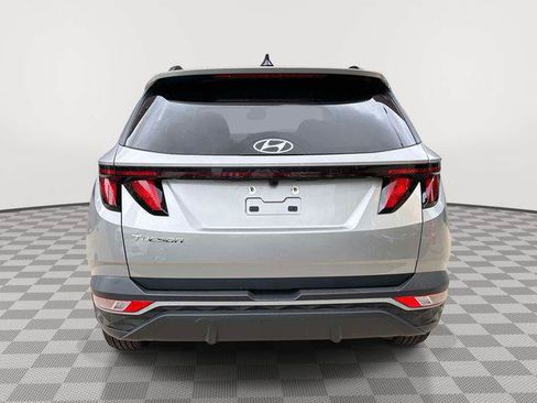 Used 2024 Hyundai Tucson SEL FWD image 4