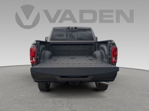 New 2025 RAM 2500 Big Horn image 18