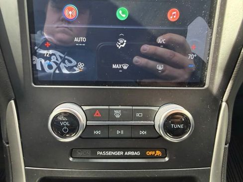 Used 2024 Ford Edge SE w/ Black Appearance Package image 21