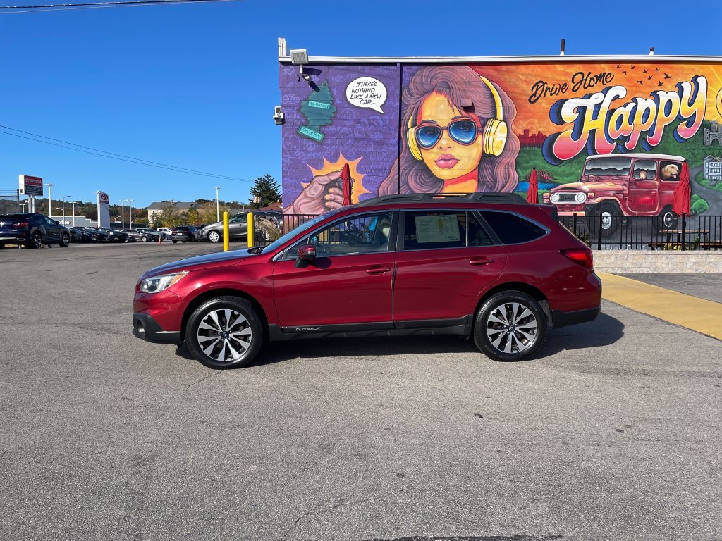 Used 2016 Subaru Outback 2.5i Limited AWD/4WD image 2