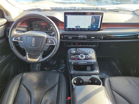 Certified 2022 Lincoln Nautilus Reserve image 22