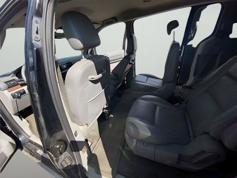 Used 2004 Ford Freestar Limited FWD image 25