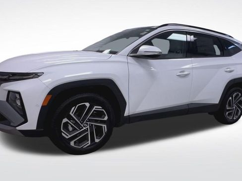 Used 2025 Hyundai Tucson Limited image 4