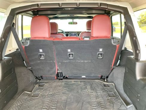 Used 2019 Jeep Wrangler Unlimited Sport S image 20