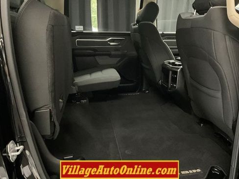 Used 2019 RAM 1500 Big Horn AWD/4WD image 34