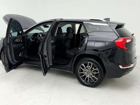Certified 2023 GMC Terrain Denali w/ Black Diamond Edition image 11