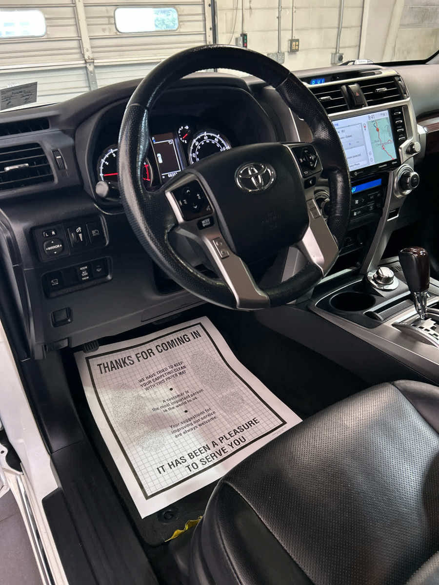 Used 2023 Toyota 4Runner Limited AWD/4WD image 10