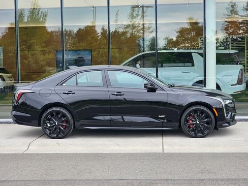 New 2025 Cadillac CT4 V w/ Super Cruise Package AWD/4WD image 6