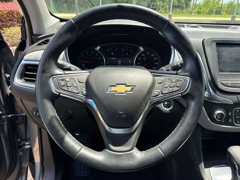 Used 2024 Chevrolet Equinox LT FWD image 28