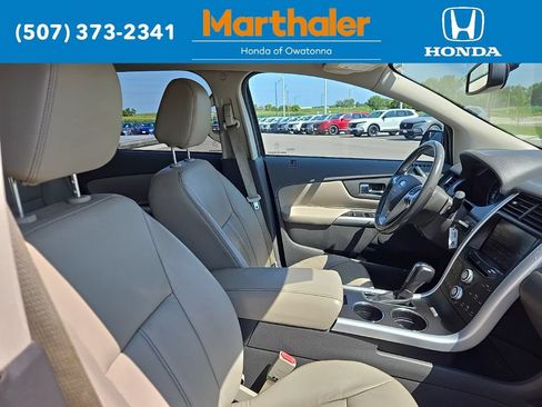 Used 2013 Ford Edge SEL FWD image 19