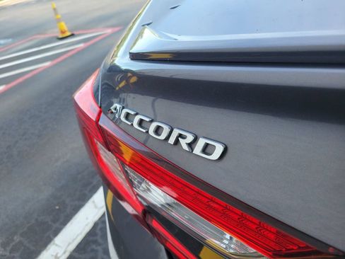 Used 2020 Honda Accord Sport image 14