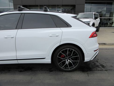 Used 2020 Audi Q8 Prestige w/ Prestige Package image 5