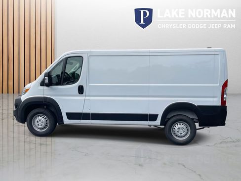Used 2024 RAM ProMaster 1500 w/ Safety Group FWD image 6