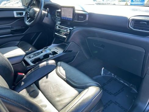 Used 2023 Ford Explorer ST w/ Equipment Group 401A image 9