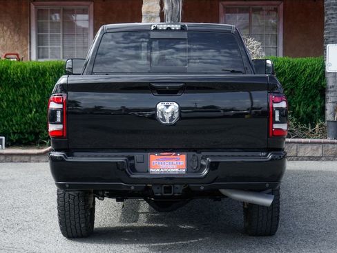 Used 2019 RAM 2500 Laramie w/ Night Edition AWD/4WD image 6