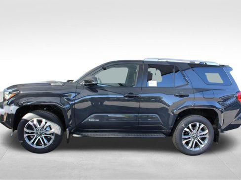 New 2026 Toyota 4Runner Limited AWD/4WD image 12
