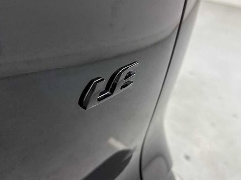 Certified 2022 Toyota Corolla Cross LE image 28