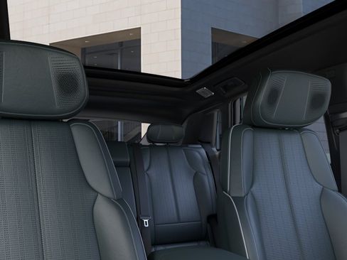 New 2026 Cadillac Lyriq Signature Sport w/ Nappa Leather Package RWD image 24