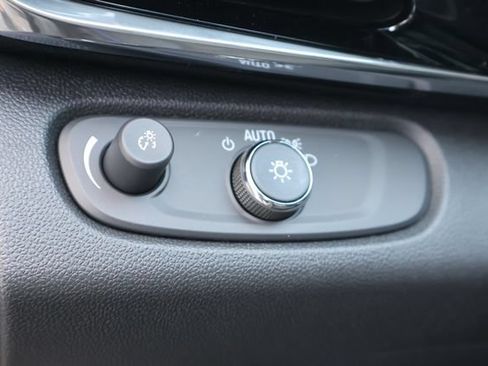 New 2026 Buick Envista Sport Touring w/ Convenience I Package FWD image 21