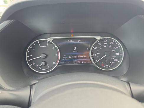 Used 2025 Nissan Sentra SR FWD image 27