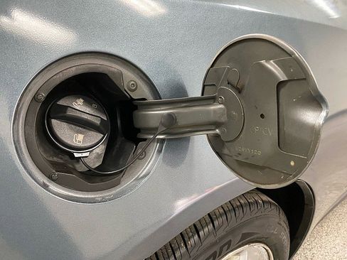 Used 2007 Pontiac G6 GT w/ Premium Package image 27