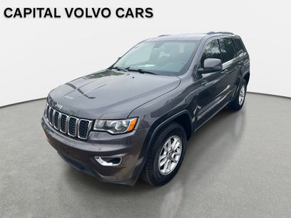 Used 2018 Jeep Grand Cherokee Laredo