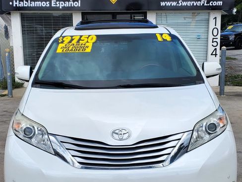 Used 2014 Toyota Sienna Limited w/ Limited Premium Package AWD/4WD image 3