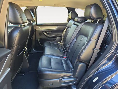 Used 2024 MAZDA CX-90 3.3 Turbo w/ Preferred Plus AWD/4WD image 13