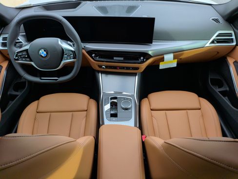 New 2026 BMW 330i xDrive Sedan w/ Premium Package AWD/4WD image 33