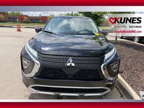 Used 2024 Mitsubishi Eclipse Cross SE AWD/4WD image 3
