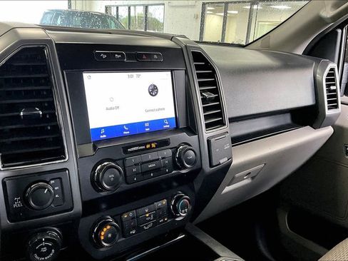 Used 2020 Ford F150 XLT w/ Equipment Group 302A Luxury AWD/4WD image 10