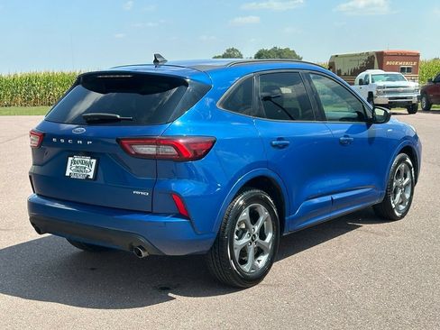 Used 2023 Ford Escape ST-Line AWD/4WD image 6