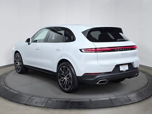 New 2026 Porsche Cayenne image 3
