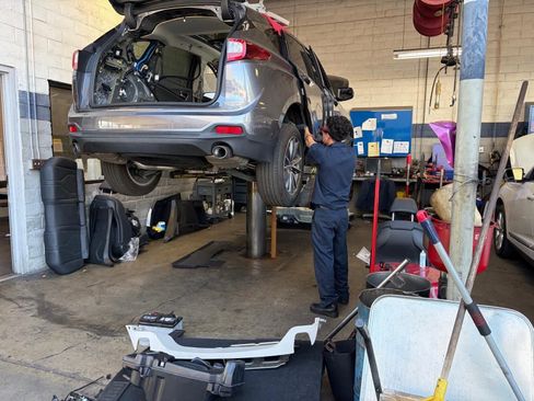 Used 2018 Acura MDX FWD image 30