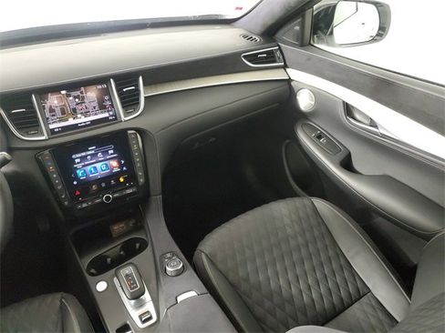 Used 2023 INFINITI QX50 Autograph image 18