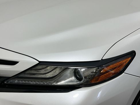 Used 2018 Toyota Camry XSE w/ Audio Package FWD image 11