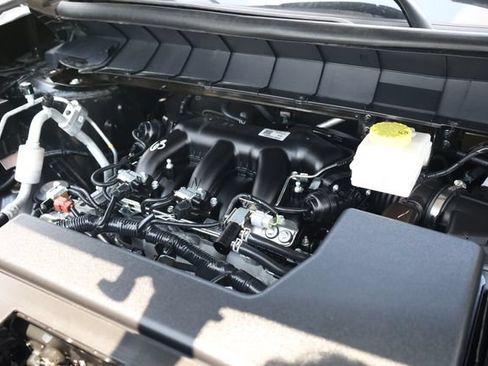 Certified 2025 Nissan Pathfinder SL AWD/4WD image 9