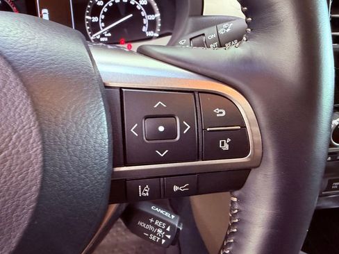 Certified 2022 Lexus GX 460 Premium AWD/4WD image 23