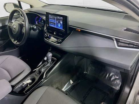 Certified 2022 Toyota Corolla LE FWD image 25