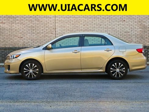 Used 2013 Toyota Corolla LE image 7
