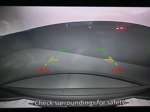 Used 2021 Nissan Rogue S FWD image 12