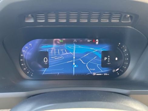 Used 2025 Volvo XC90 B5 Plus image 20