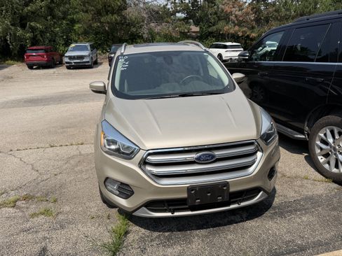 Used 2017 Ford Escape Titanium AWD/4WD image 2