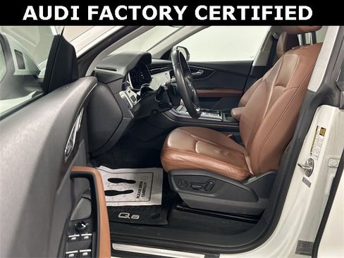 Certified 2022 Audi Q8 Premium image 11