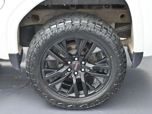 Used 2020 GMC Sierra 1500 Denali w/ Denali Ultimate Package AWD/4WD image 37