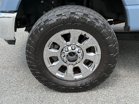 Used 2023 Ford F350 Lariat w/ Chrome Package AWD/4WD image 15